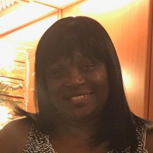 Meet your Posher, Debra